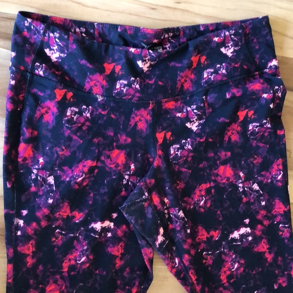Old Navy Active go-dry black purple red leggings - Picture 2 of 6